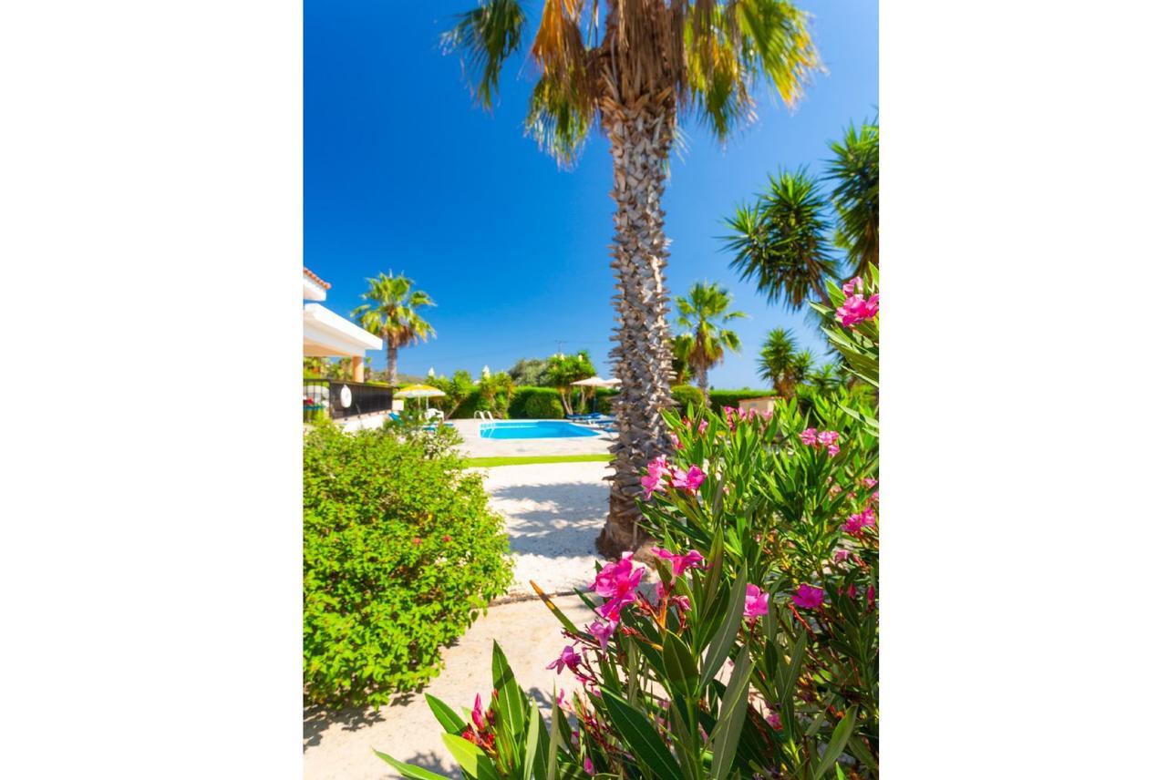 Villa Chrystalla Neo Chorio Luaran gambar
